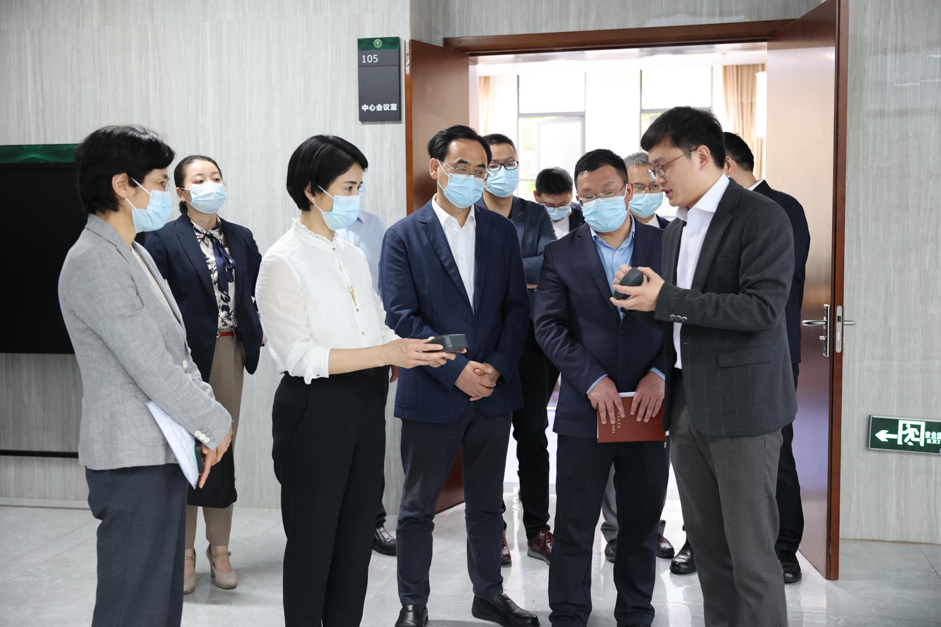//www.hciyuan.net/__local/0/15/7D/90ECC8F88683B3A18B849935919_943E7F11_34FA5.jpg?e=.jpg