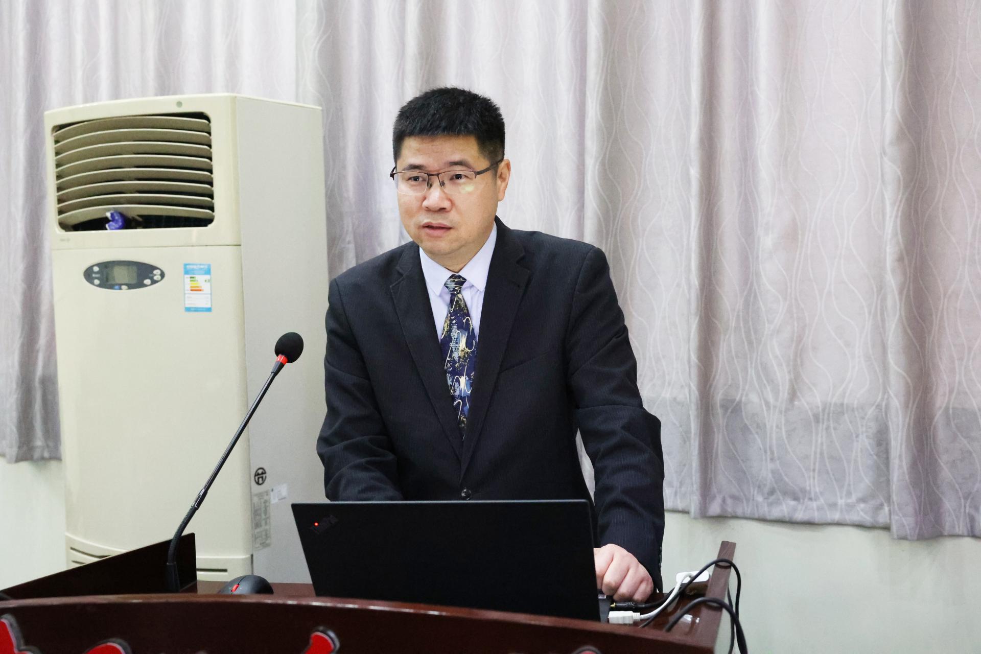 //www.hciyuan.net/__local/E/D4/4C/58D02F72F24BEFB3F917DD966C9_C51CA9A1_2E25C.jpg?e=.jpg